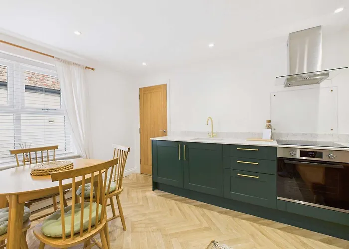 Host & - Bracken Stokesley